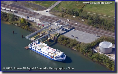 Aerial photograph of the Wellsville, Ohio, intermodal yard.