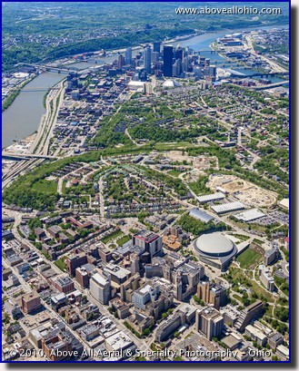 Aerial photo of the University of Pittsburgh and downtown Pittsburgh, PA, in spring.